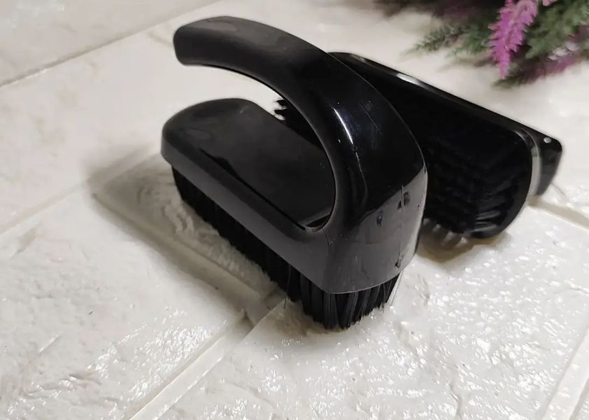 Щітка Tinting Brush для змітання залишків волосся 000202026* фото